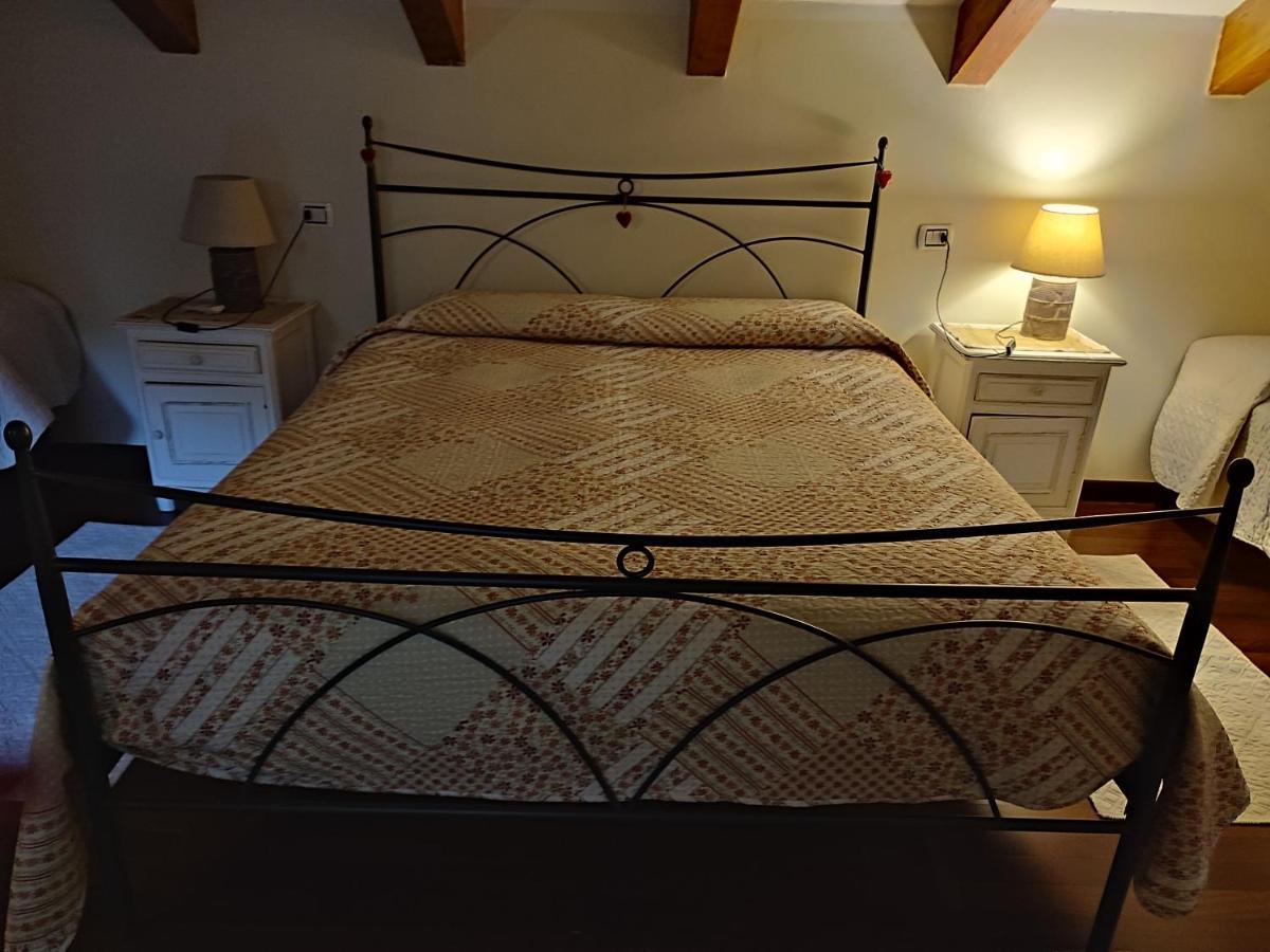 Bed and Breakfast Mirbea Cisano sul Neva Zewnętrze zdjęcie